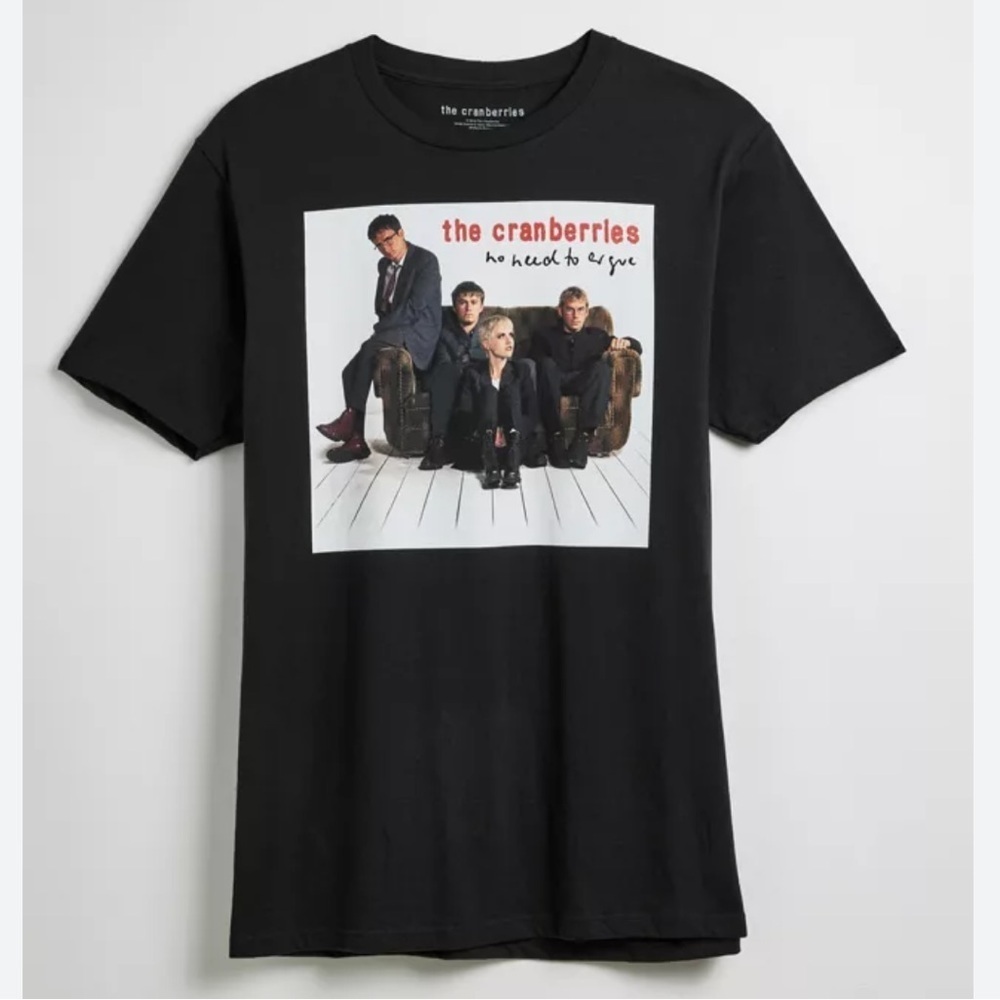 NWOT Urban Outfitters The Cranberries No Need To Argue Tour Tee Size Large